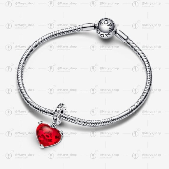 Pandora Disney Mickey & Minnie Mouse Kiss Red Murano Glass Dangle Charm - Picture 3 of 5